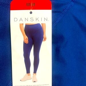 M: Danskin Reflective High rise leggings
